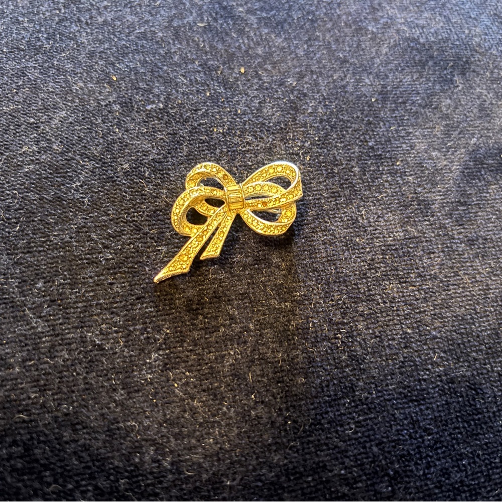 Gold Crystal Bow Brooch